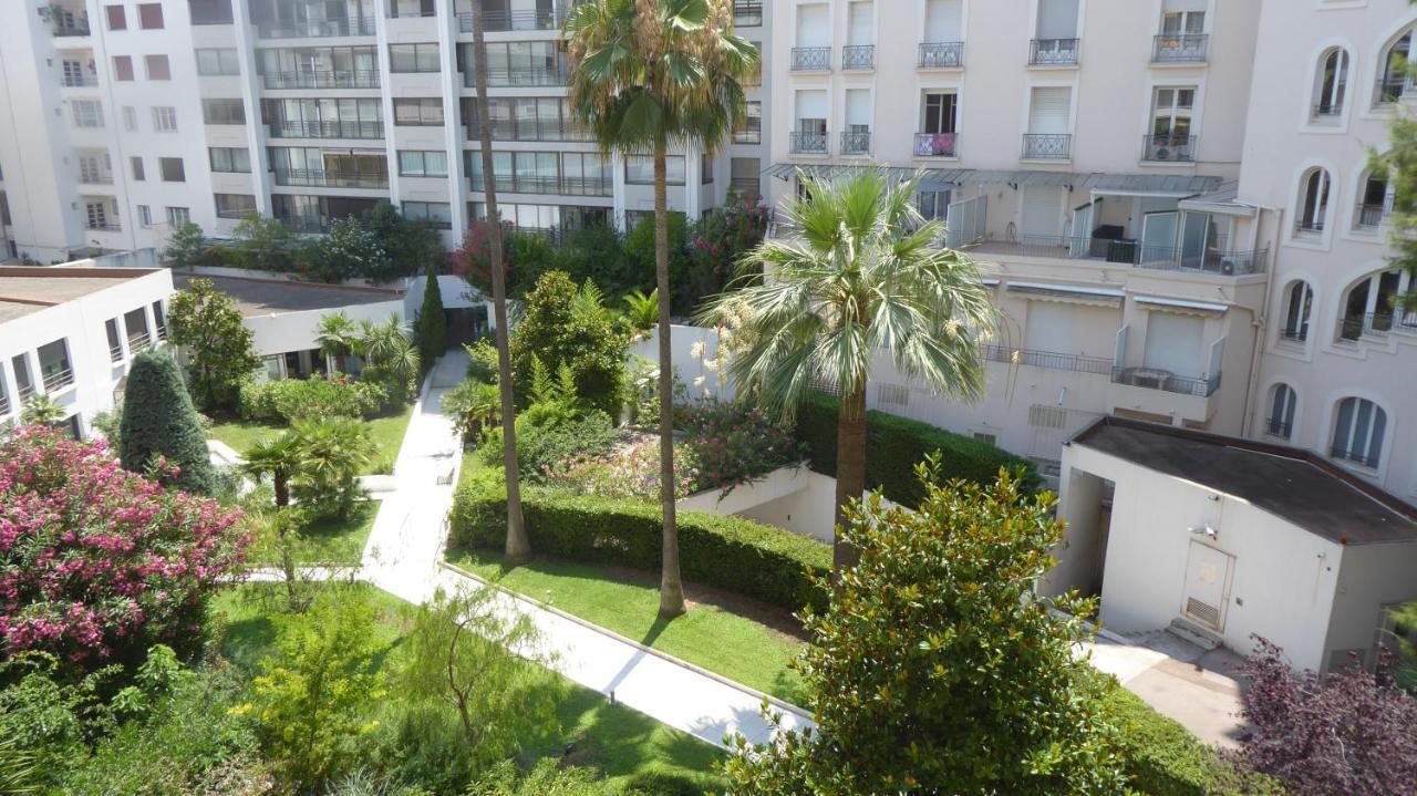 1 Mn Croisette Pres Martinez Cannes Exterior foto